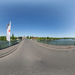 Alte Mainbrücke stadtauswärts
